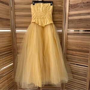 Jessica McClintock Strapless Belle Tulle Skirt Gown in yellow size 10